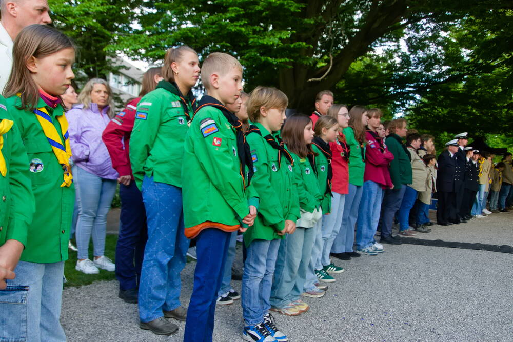 Scouting Aleida Schiedam ondersteunde bij de dodenherdenking op 4 mei